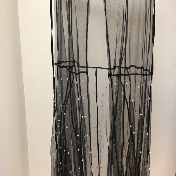 ๐Host Pick๐ Statement Skirt Cover Up - Picture 3 of 9